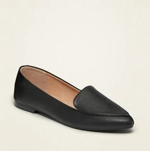 Women's nwt black flats